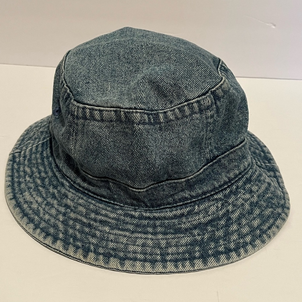 University of Wisconsin Badgers Vintage Denim Bucket Hat with W Logo Badgers UU - Picture 8 of 11